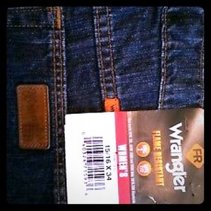 Womens FR wrangler jeans
